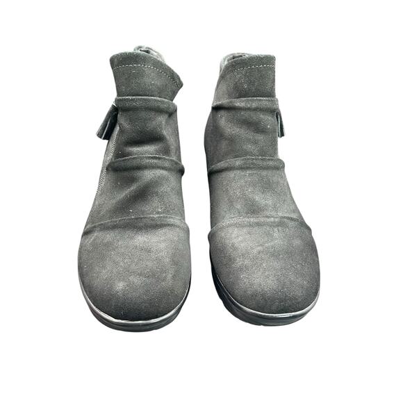 Skechers 48733 Black Suede Leather Wedge Ankle Boots Size 10 Comfort Zip Tassel - Picture 3 of 11